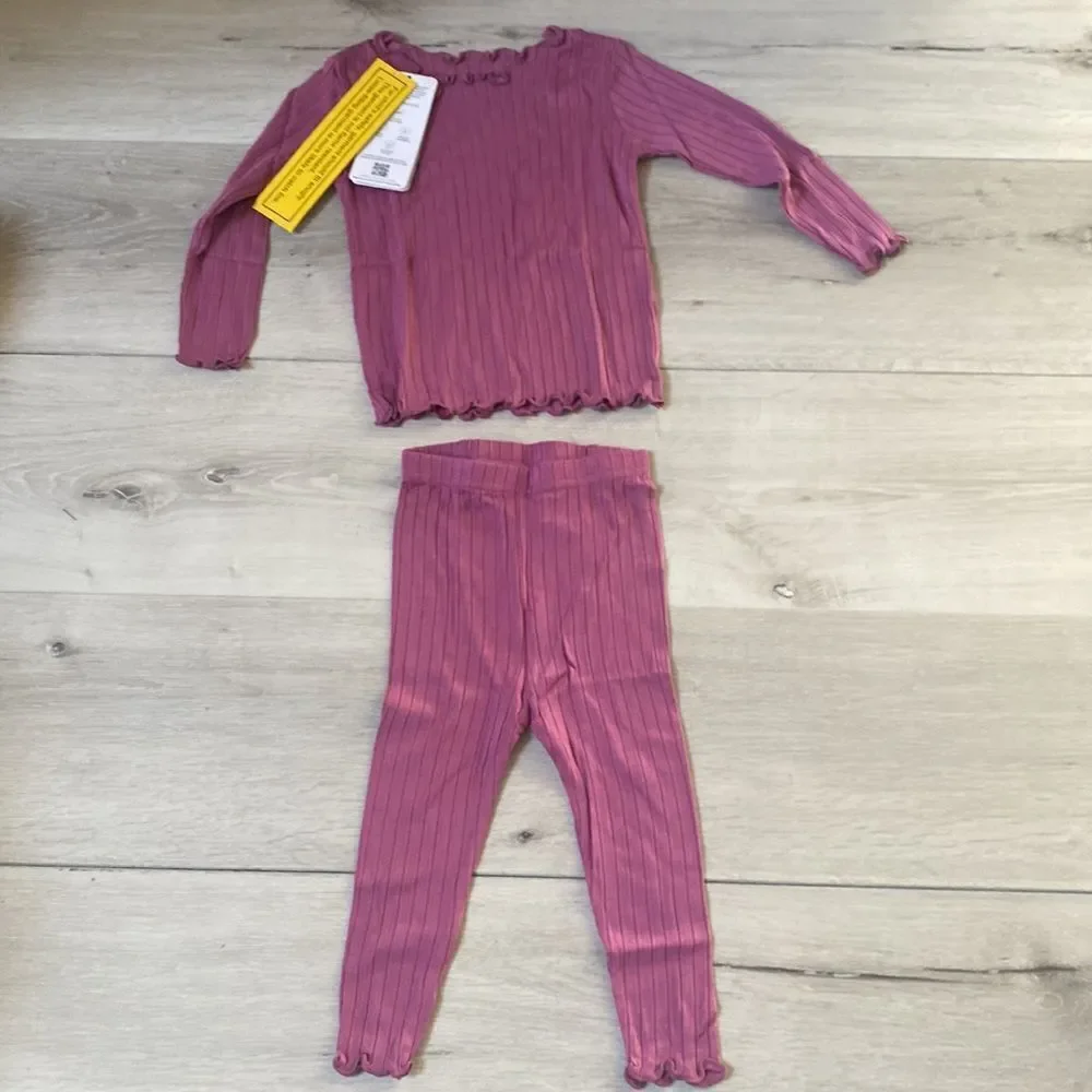 VAENAIT‎ BABY Kids Unisex Girls Soft Pajamas 2pcs Set Pink XS NWT IN PACKAGING